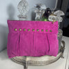 Mustertasche pinkes Velourleder mit goldenen Nieten